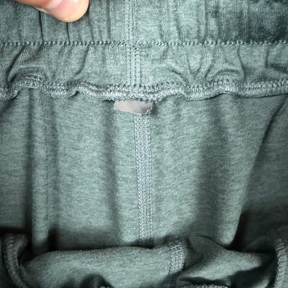 Vuori Womens Performance Joggers Heathered Sage Green Activewear Pants Small - Picture 6 of 9